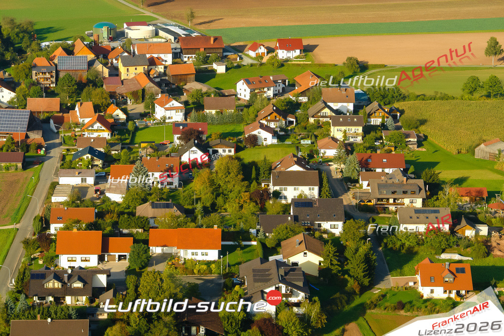 Die Luftaufnahme Obristfeld - Redwitz wurde vom UL-Flugzeug (keine Drohne) aus fotografiert.Hohe Druck- Auflösung-die Geschenkidee!