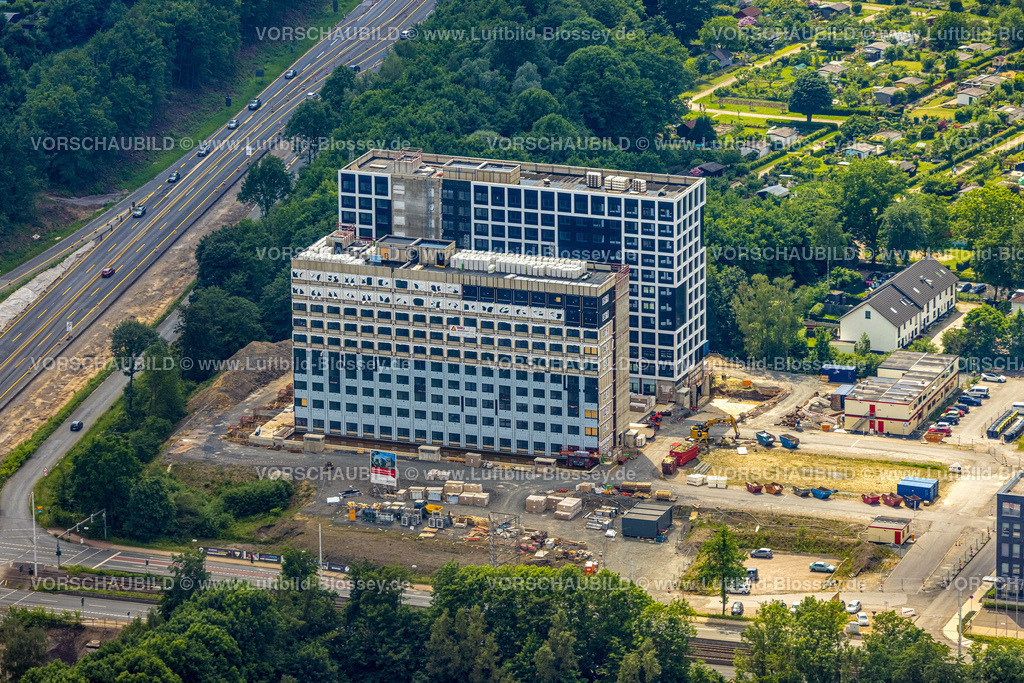 Bochum220503652 | Luftbild, Baustelle und Neubau Studentenwohnheim in Modulbauweise am Community Campus an der Universitätsstraße, Wiemelhausen, Bochum, Ruhrgebiet, Nordrhein-Westfalen, Deutschland