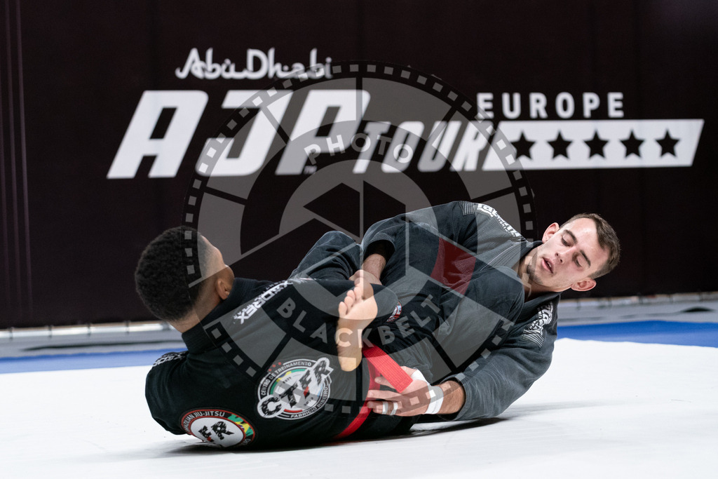 20241012PBB2139 | Athletes compete during the AJP Tour Europe Continental Jiu-Jitsu Professional Championship on October 12, 2024 in Almere near Amsterdam, Netherlands. © Chiara Dazi / photoblackbelt