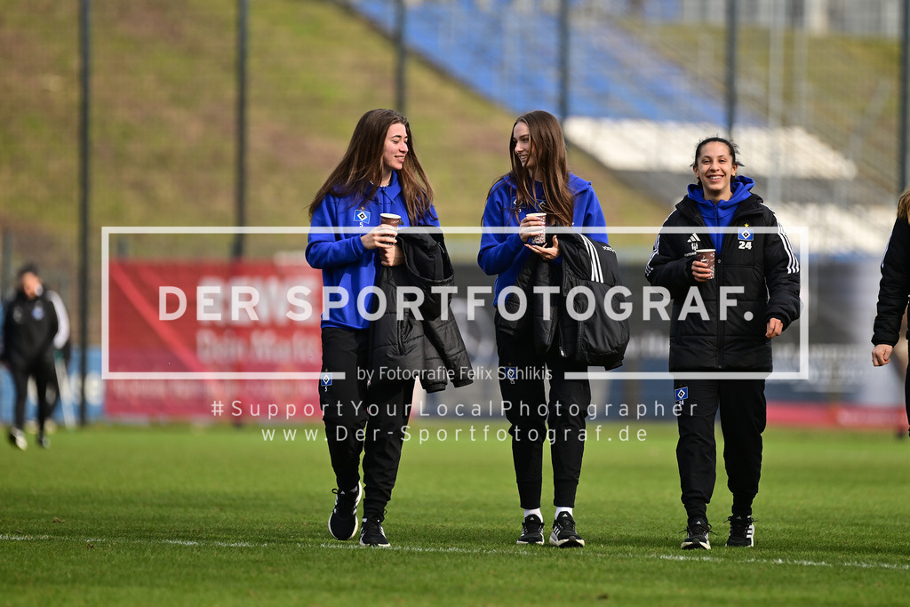 Fußball I Frauen I Saison 2024-2025 I 2. Bundesliga I 19. Spieltag I Hamburger SV - SV 67 Weinberg I 13410 | Der Sportfotograf. - Realized with Pictrs.com