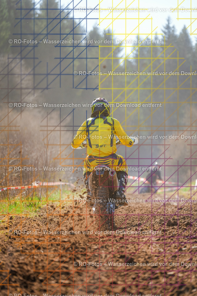 3 Lauf Mernes-918 | Sportfotografie von RO-Fotos: Motorsport, Motocross, Enduro, Laufveranstaltungen und Triathlon. Professionelle Fotos von Sportlern und Events. - Realisiert mit Pictrs.com