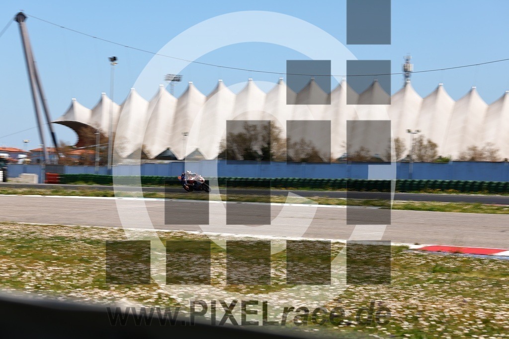 0489-20260404_07960 | Schöne Erinnerungen an spannende Momente - das festzuhalten ist unser Job. PIXELrace.de ist seit 2003 auf den Rennstrecken Europas unterwegs um die Action draußen beim Fahren und die wunderbare Stimmung imm Fahrerlager für euch einzufangen.