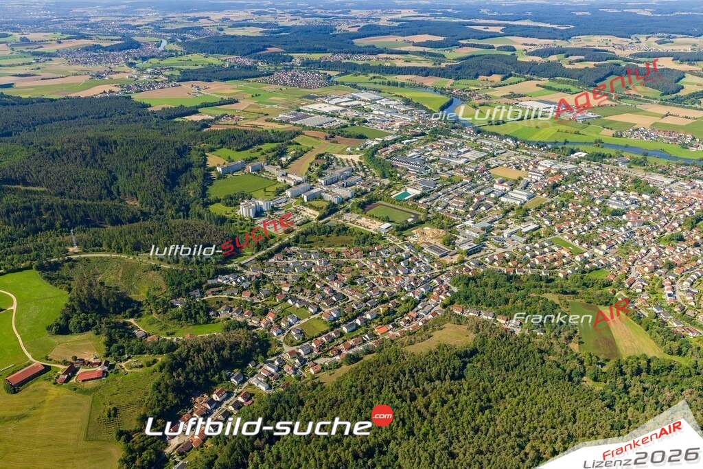 Luftaufnahme von Regenstauf - Die Luftaufnahme wurde 2025 vom UL-Flugzeug heraus erstellt ( keine Drohne ) - Hochauflösende Luftaufnahme - für professionelle Ausdrucke geeignet. Die Geschenkidee !Mit Lizenz und Bildrechte bestellbar