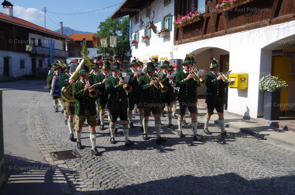 IMGP3383 | fotografiert von Axel PollmannLeonhardi Wallfahrt Benediktbeuern und Murnau, Fronleichnam, Fasching, Landschaft im Loisachtal und Benediktbeuern  - Realisiert mit Pictrs.com