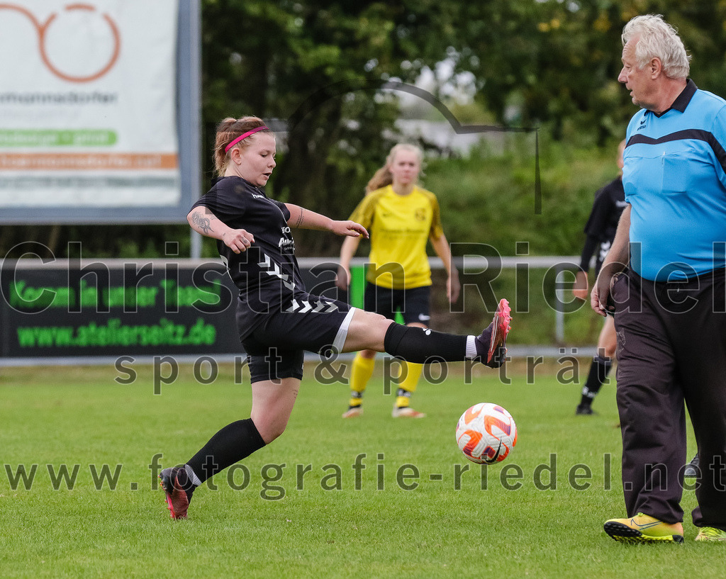 2023-10-08_109_FC_Moosinning_gegen_SG_TSV_St_Wolfgang-FC_Lengdorf | Moosinning, Deutschland, 08.10.2023:
Fußball, Kreisliga 2023 / 2024, 4. Spieltag, FC Moosinning gegen (SG) TSV St.Wolfgang/FC Lengdorf, Endergebnis: 

Foto: Christian Riedel / fotografie-riedel.net