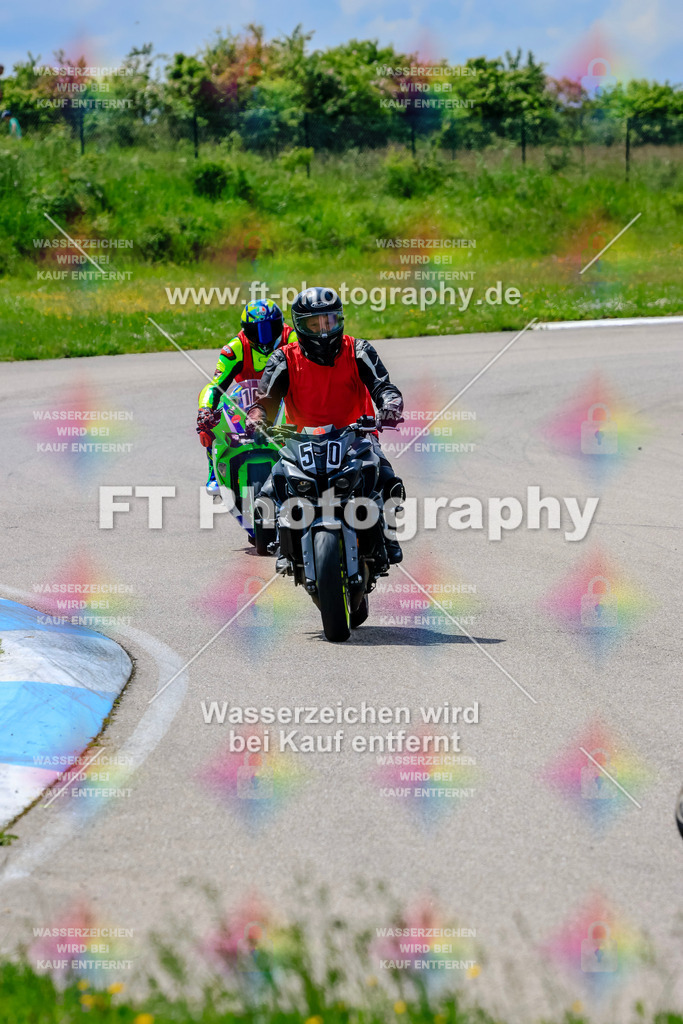 MotoTeam-0089 | Hier findet Ihr Bilder von Touristenfahrten auf der Nürburgring Nordschleife oder von anderen Veranstaltungen die ich besucht habe. Viel Spass beim Durch Schauen 