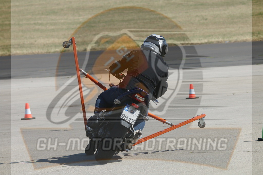 IMG_3589 | gh-motorradtraining-foto.de - Realisiert mit Pictrs.com