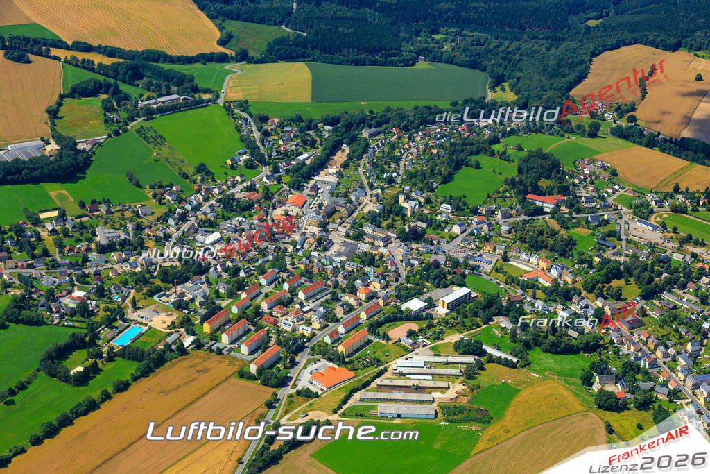 Die Luftaufnahme der Stadt Eppendorf wurde vom UL-Flugzeug heraus erstellt ( keine Drohne )- hohe Auflösung für beste Qualität