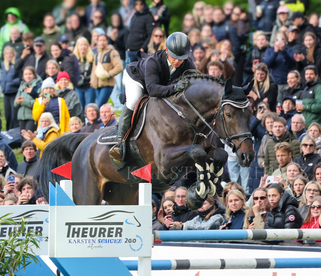 1B3A4500 | Reitsport Reiten
