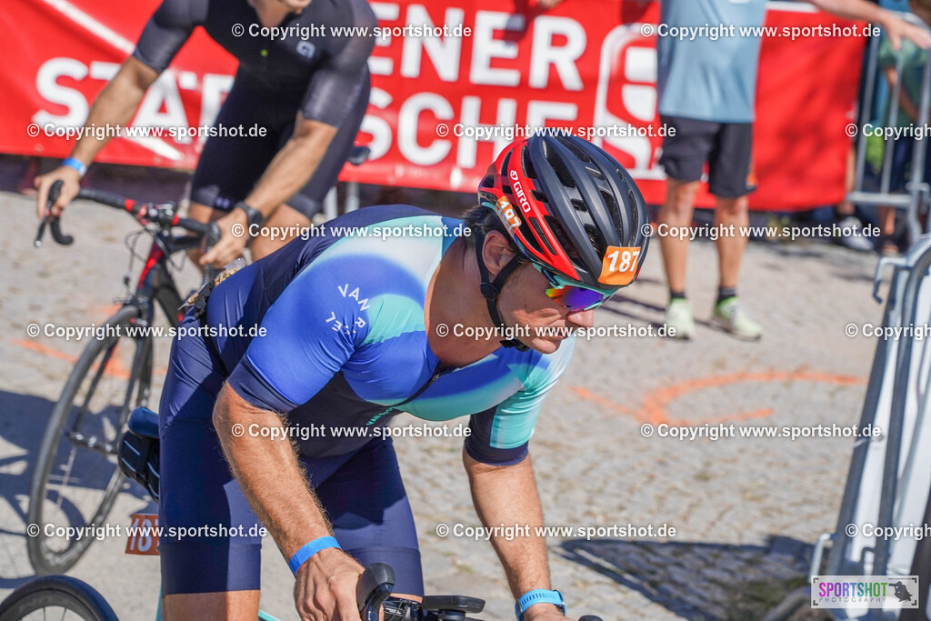 DSC00963 | Vienna Triathlon 2024                                        P3 Event                                                             #yourpictrs #sportshot_your_pictrs                 @Sportshotphotography                                     Photo Credit: www.sportshot.de