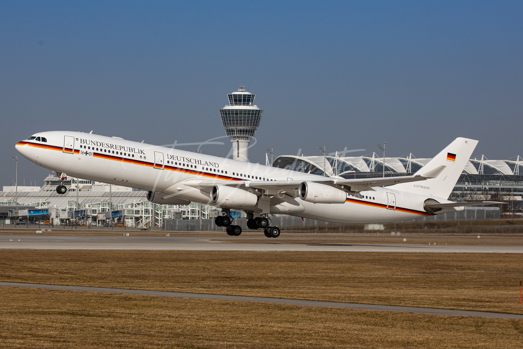 I11A1397 | Buy high-quality aviation and travel photography prints by professional photographer Timo Breidenstein. Authentic images, professionally printed, worldwide shipping. - Realisiert mit Pictrs.com