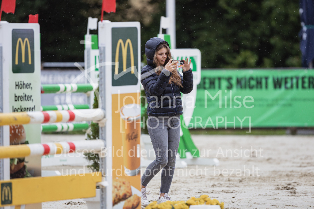 230727_BHO_Stil-L1-132 | Deine schönsten Turniermomente als professionelle Fotos! Entdecke hochwertige Pferdesport-Fotografie im Online-Shop. Jetzt Fotos finden & bestellen!