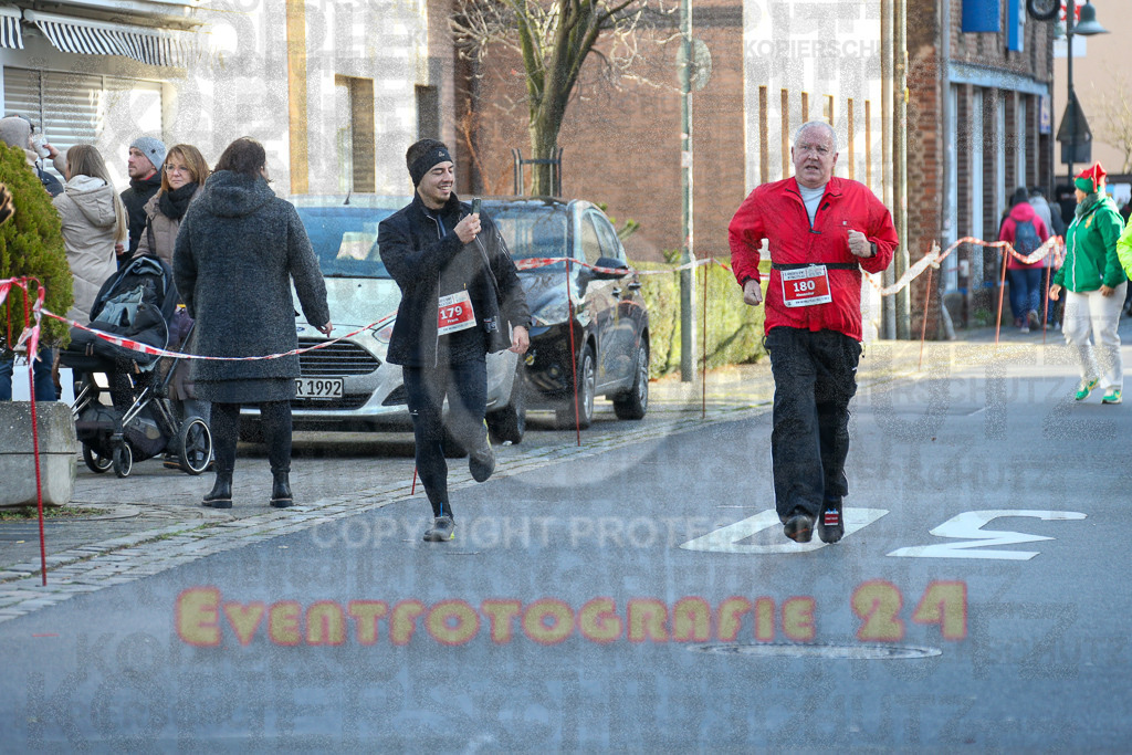 241201_1258_EX1_3441 | Sportfotografie im Rhein-Sieg Kreis, Köln, Bonn, NRW, Rheinland Pfalz, Hessen, etc. Unser Tätigkeitsfeld umfasst den Laufsport vom Volkslauf über den Marathon, Duathlon, Triathon bis zum Ultralauf wie Kölnpfad Ultra oder Schindertrail.
