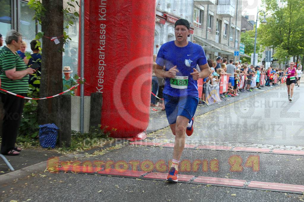220625_1657_EX1_5561 | Sportfotografie im Rhein-Sieg Kreis, Köln, Bonn, NRW, Rheinland Pfalz, Hessen, etc. Unser Tätigkeitsfeld umfasst den Laufsport vom Volkslauf über den Marathon, Duathlon, Triathon bis zum Ultralauf wie Kölnpfad Ultra oder Schindertrail.
