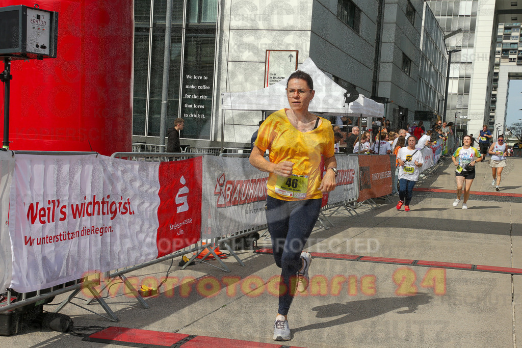 250920_1344_EX1_6453 | Sportfotografie im Rhein-Sieg Kreis, Köln, Bonn, NRW, Rheinland Pfalz, Hessen, etc. Unser Tätigkeitsfeld umfasst den Laufsport vom Volkslauf über den Marathon, Duathlon, Triathon bis zum Ultralauf wie Kölnpfad Ultra oder Schindertrail.