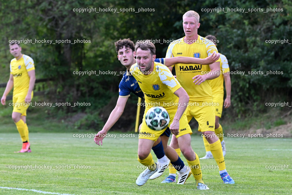 SV Malta vs. ATUS Velden | #7 Sandro Reinhold Seebacher SV Malta, #19 Manuel Guggenberger ATUS Velden, #6 Jakob Michael Ebner SV Malta, SV Malta vs. ATUS Velden, SV Malta vs. ATUS Velden am 19.08.2025 in Malta (Sportplatz Malta), Austria, (Photo by Bernd Stefan)