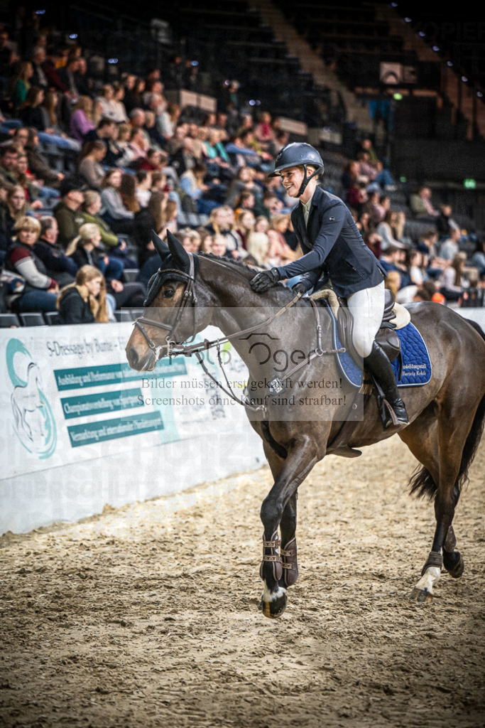 DOS_1634 | Entdecke hochwertige Reitturnierfotos von Foto Oger. Professionell, emotional und authentisch – jetzt Lieblingsmomente im Shop bestellen.Deutschlandweite Turnierfotografie. - Realisiert mit Pictrs.com