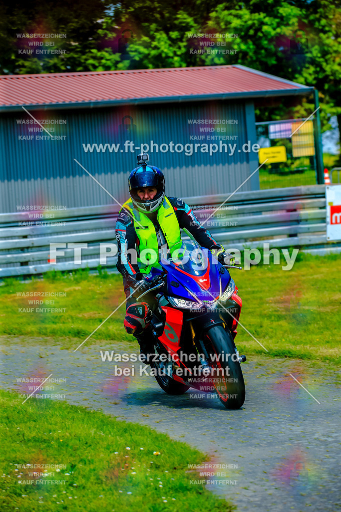 _NBG4327 | Hier findet Ihr Bilder von Touristenfahrten auf der Nürburgring Nordschleife oder von anderen Veranstaltungen die ich besucht habe. Viel Spass beim Durch Schauen 