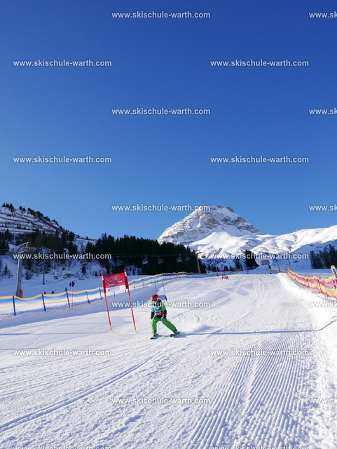 P1090258 | Photos von der Skischule Warth - Realisiert mit Pictrs.com