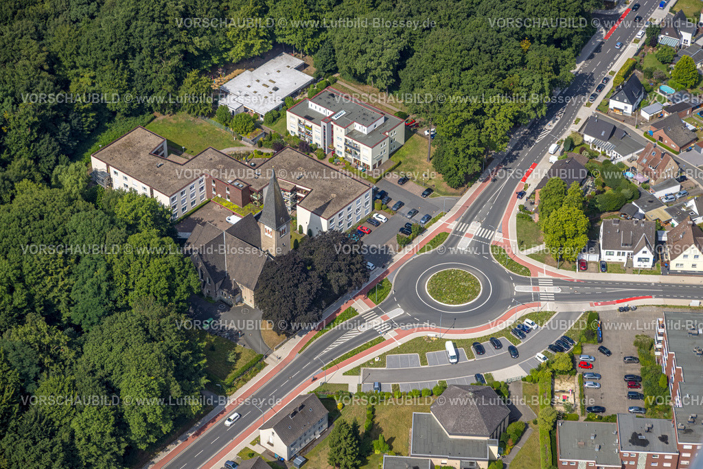 Hamm250700225Bockum-Hoevel | Luftbild, Kreisverkehr und Radwege an der Friedrich-Ebert-Straße und Hammer Straße, evang. Kreuzkirche, Bockum-Hövel, Hamm, Ruhrgebiet, Nordrhein-Westfalen, Deutschland