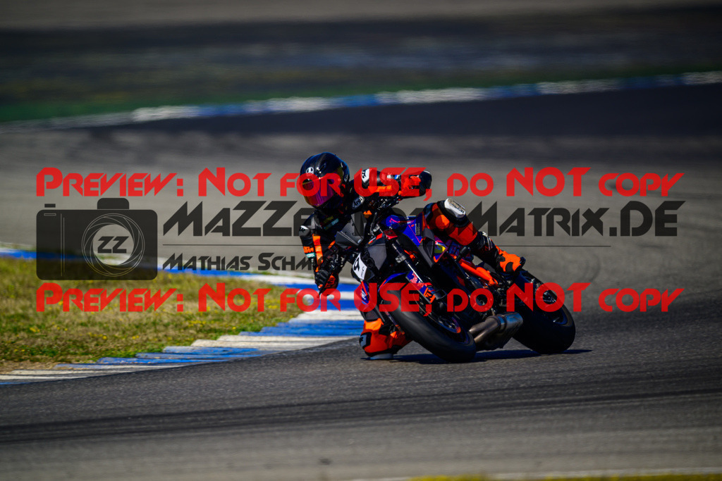 MaZZes_Fotomatrix_20250407_6007705_6159 | ROT