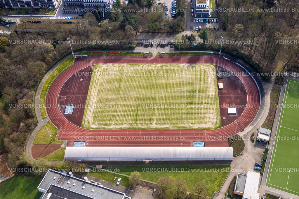 Bottrop260306423 | Luftbild, Jahnstadion, Fußballstadion und Leichtathletikstadion, Sanierung und neue Tribüne, Süd-West, Bottrop, Ruhrgebiet, Nordrhein-Westfalen, Deutschland