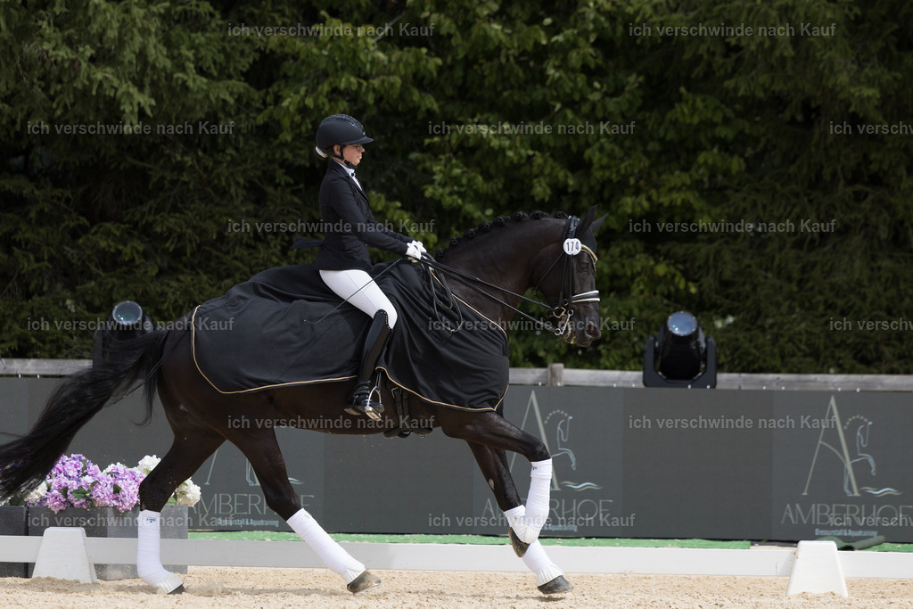 FHC2026_P02_174_ Siegerehrung_14140 | Fichtenhof Classics 2026 – Dressurturnier, Reitanlage Fichtenhof, Schäftlarn