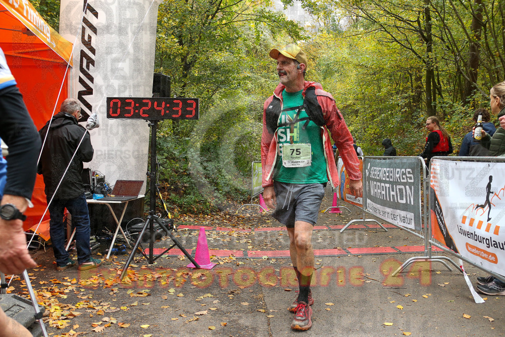 251026_1326_EX1_3469 | Sportfotografie im Rhein-Sieg Kreis, Köln, Bonn, NRW, Rheinland Pfalz, Hessen, etc. Unser Tätigkeitsfeld umfasst den Laufsport vom Volkslauf über den Marathon, Duathlon, Triathon bis zum Ultralauf wie Kölnpfad Ultra oder Schindertrail.