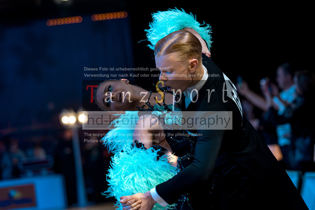 20251214_Baltic-Trophy_2815-2 | Tanzsportbilder, Standardtanz, Lateintanz, WDSF, DTV, LTVB, dancecomp, goc, hessen tanzt, blaues band der spree, walzer, tango, wiener walzer, slowfox, quickstepp, samba, rumba, cha-cha-cha, paso doble. jive, hd-kroft photography, turniertanzsport