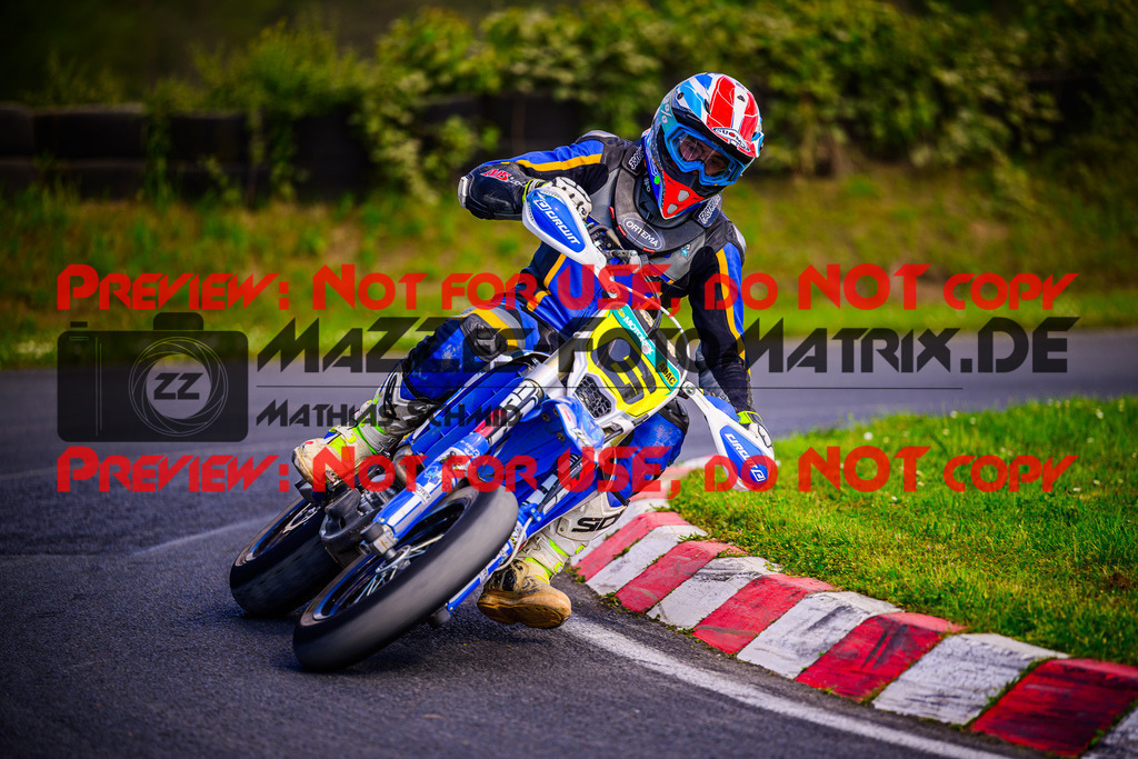 MaZZes_FotoMatrix_240512_6021986_5755 | S1