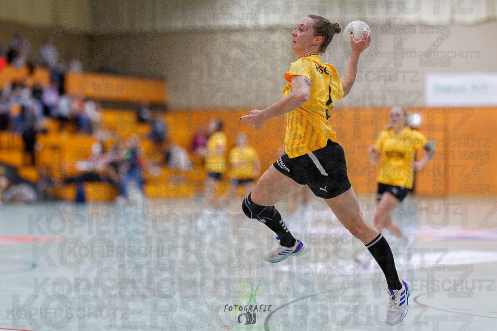 Frauen Oberliga Mitte (HHV); HSG Kleenheim/Langgöns II - HSG Eibelshausen/Ewersbach | Frauen Oberliga Mitte (HHV); HSG Kleenheim/Langgöns II - HSG Eibelshausen/Ewersbach am 01.11.2025 in Oberkleen (Weidig-Halle)Photo © 2025 - Jörg Heinrich - Realisiert mit Pictrs.com