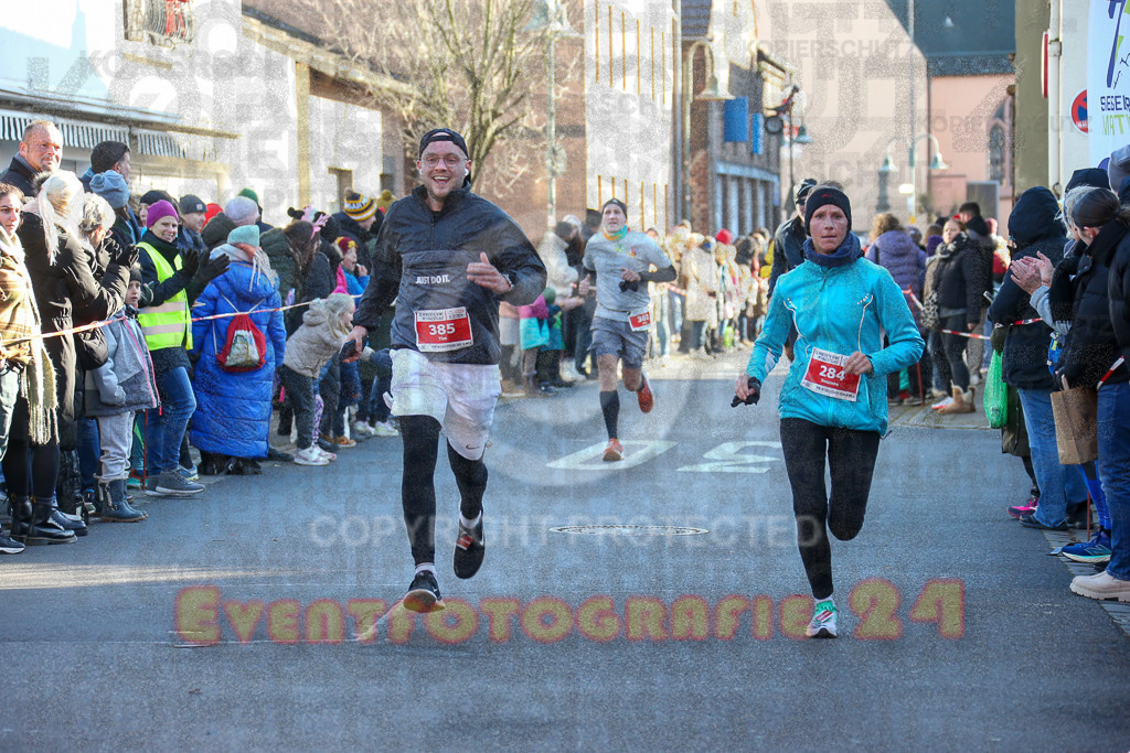 241201_1226_EX1_2137 | Sportfotografie im Rhein-Sieg Kreis, Köln, Bonn, NRW, Rheinland Pfalz, Hessen, etc. Unser Tätigkeitsfeld umfasst den Laufsport vom Volkslauf über den Marathon, Duathlon, Triathon bis zum Ultralauf wie Kölnpfad Ultra oder Schindertrail.