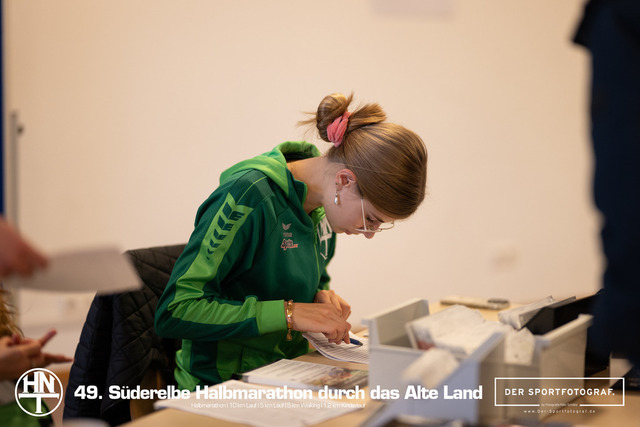 Süderelbe Halbmarathon 2025 I 09.11.2025 I Fotograf_DerSportfotograf.I 00049 | Der Sportfotograf. - Realisiert mit Pictrs.com