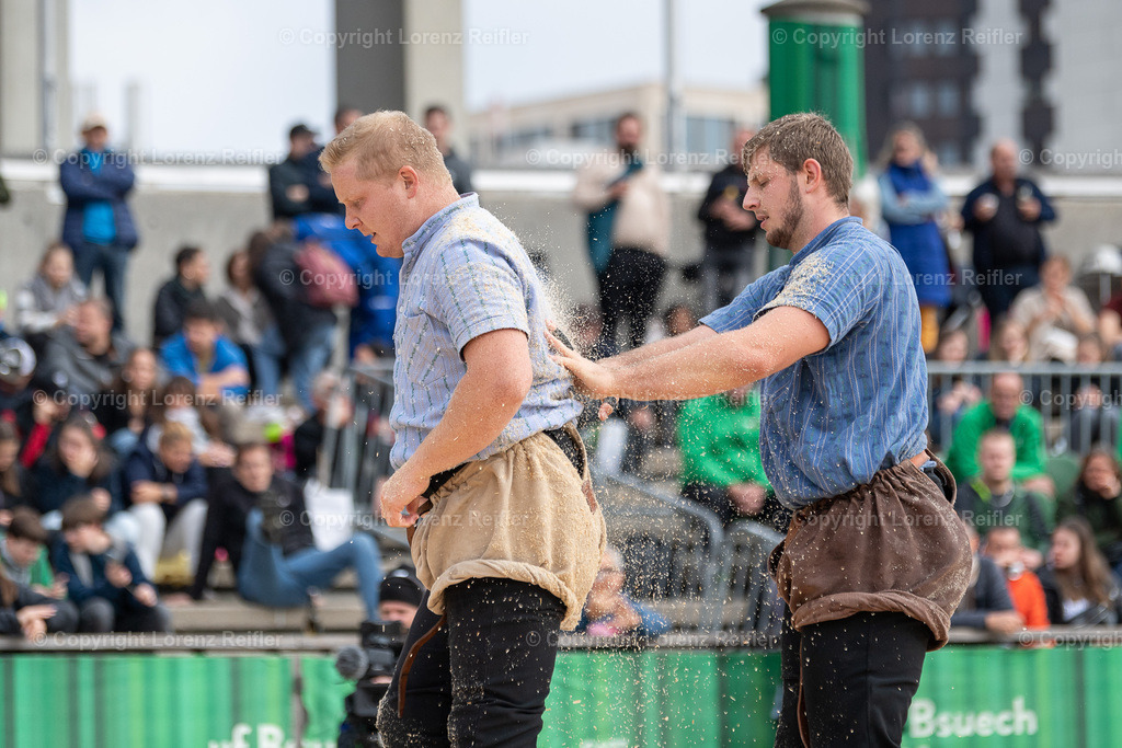 Schwingen -  12. OLMA-Schwinget 2024 | St.Gallen, 20.10.24, Schwingen - 12. OLMA-Schwinget.