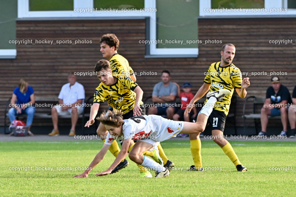 FC Faakersee vs. Rapid Lienz  | #20 Valentin Christian Dorer Rapid Lienz, #20 Marvin Ungerböck FC Faakersee, #16 Tobias Felix Waldner FC Faakersee, #17 Matteo Scheucher FC Faakersee, FC Faakersee vs. Rapid Lienz , FC Faakersee vs. Rapid Lienz  am 04.08.2024 in Faakersee (Sportplatz Faakersee), Austria, (Photo by Bernd Stefan)