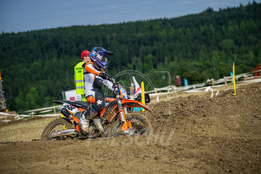 Lady (335) | Paeschuphoto Shop - Wer nicht sucht der auch nicht findet.Ob Motocrossbilder oder von einem besuchtem Spiel, Hauptsache Action. - Realisiert mit Pictrs.com