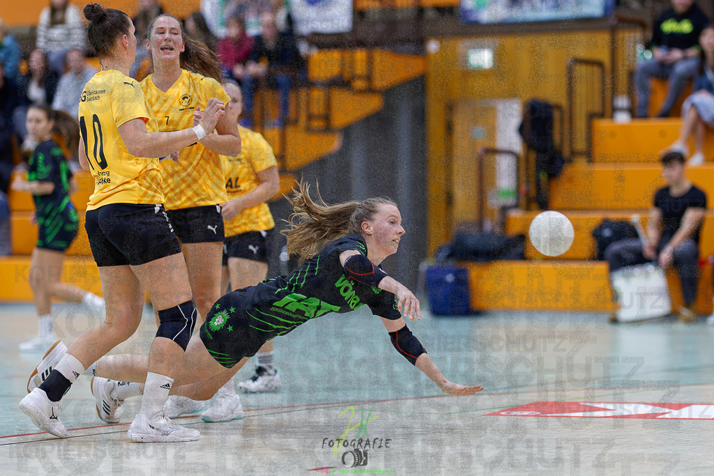Frauen Oberliga Mitte (HHV); HSG Kleenheim/Langgöns II - HSG Eibelshausen/Ewersbach | Frauen Oberliga Mitte (HHV); HSG Kleenheim/Langgöns II - HSG Eibelshausen/Ewersbach am 01.11.2025 in Oberkleen (Weidig-Halle)Photo © 2025 - Jörg Heinrich - Realisiert mit Pictrs.com