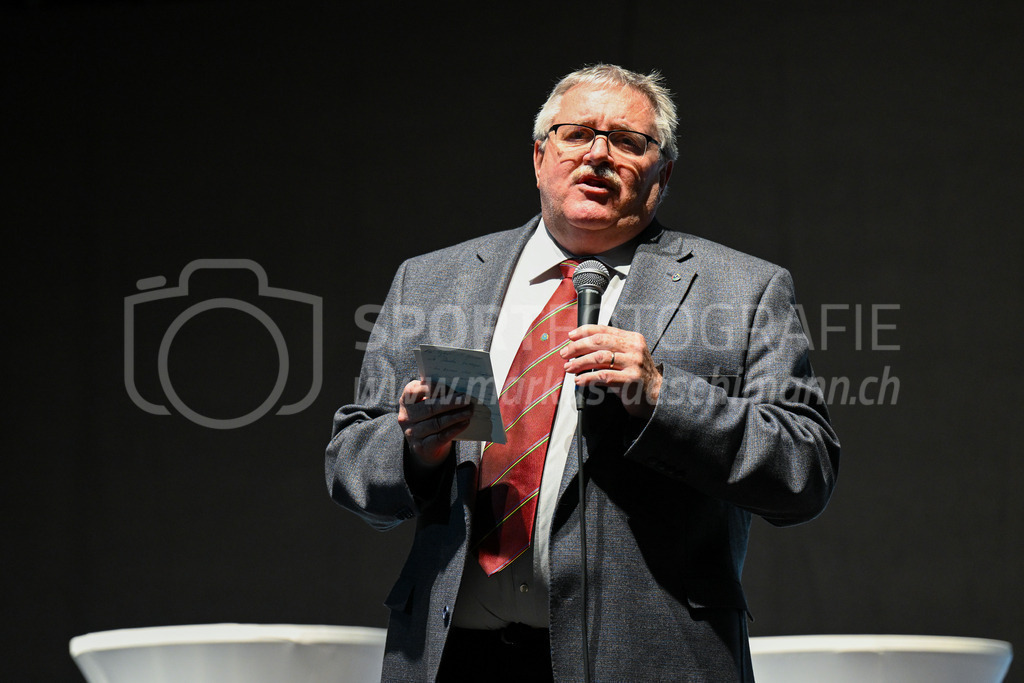 Winterthurer Sportehrung - 23. Februar 2023 | Winterthurer Sportehrung
AXA Arena, Winterthur
Schlusswort von Panathlon-Präsident Marcel Ochsner.
Bild: Sportfotografie Markus Aeschimann | www.markus-aeschimann.ch - Realisiert mit Pictrs.com