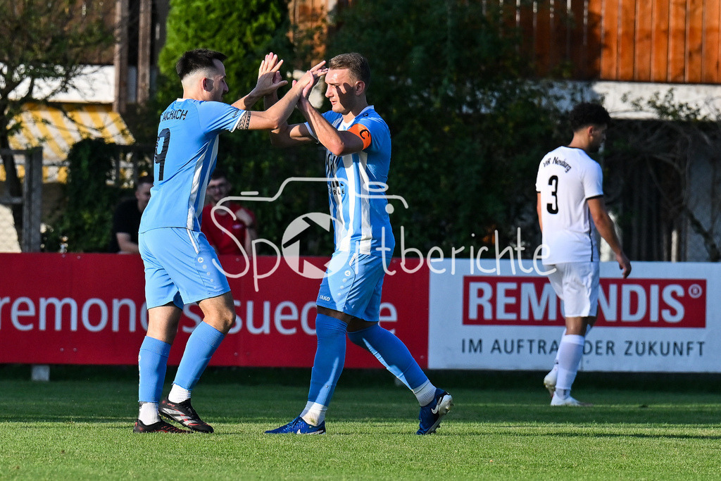 BC Aichach - VfR Neuburg | Jubel nach 1-0 Aichach 9