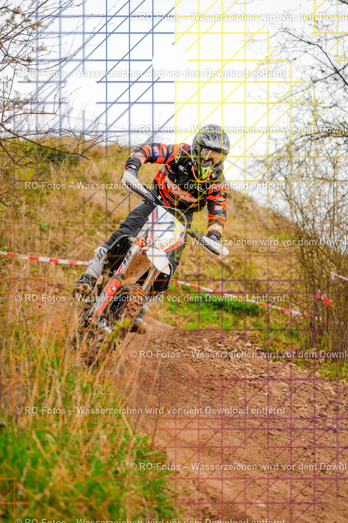 5 Lauf Mernes-930 | Sportfotografie von RO-Fotos: Motorsport, Motocross, Enduro, Laufveranstaltungen und Triathlon. Professionelle Fotos von Sportlern und Events. - Realisiert mit Pictrs.com
