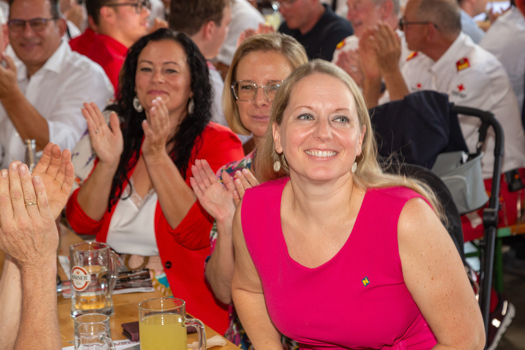 Festakt_016 | Fotodoku des Festaktes im FF-Haus Loosdorf anlässlich der Auszeichnung der Helfer und Hilfsorganisationen  der Hochwasserkatastrophe September 2024