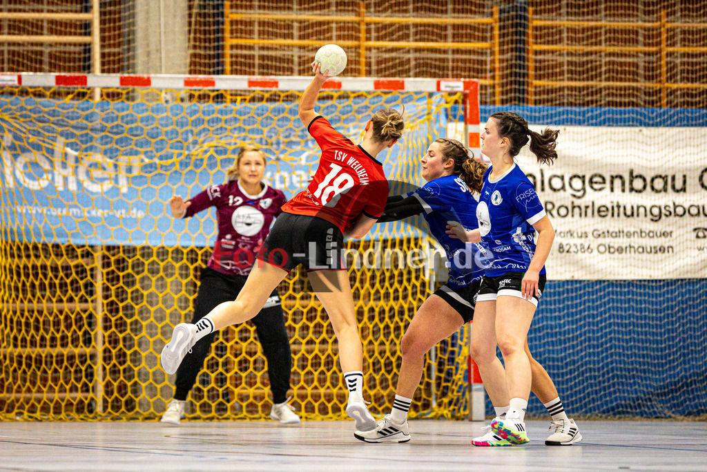 TSV Weilheim gegen SG Biessenhofen-Marktoberdorf | Handball Bezirksoberliga Frauen Alpenvorland 2024/25, TSV Weilheim gegen SG Biessenhofen-Marktoberdorf, 20250412,Wurf Aileen HÄUBER (TSV Weilheim 18),2025-04-12 in Weilheim (Weilheim, Am Hardt), Aileen HÄUBER (TSV Weilheim 18)Copyright: WolfgangxLindner www.foto-lindner.de