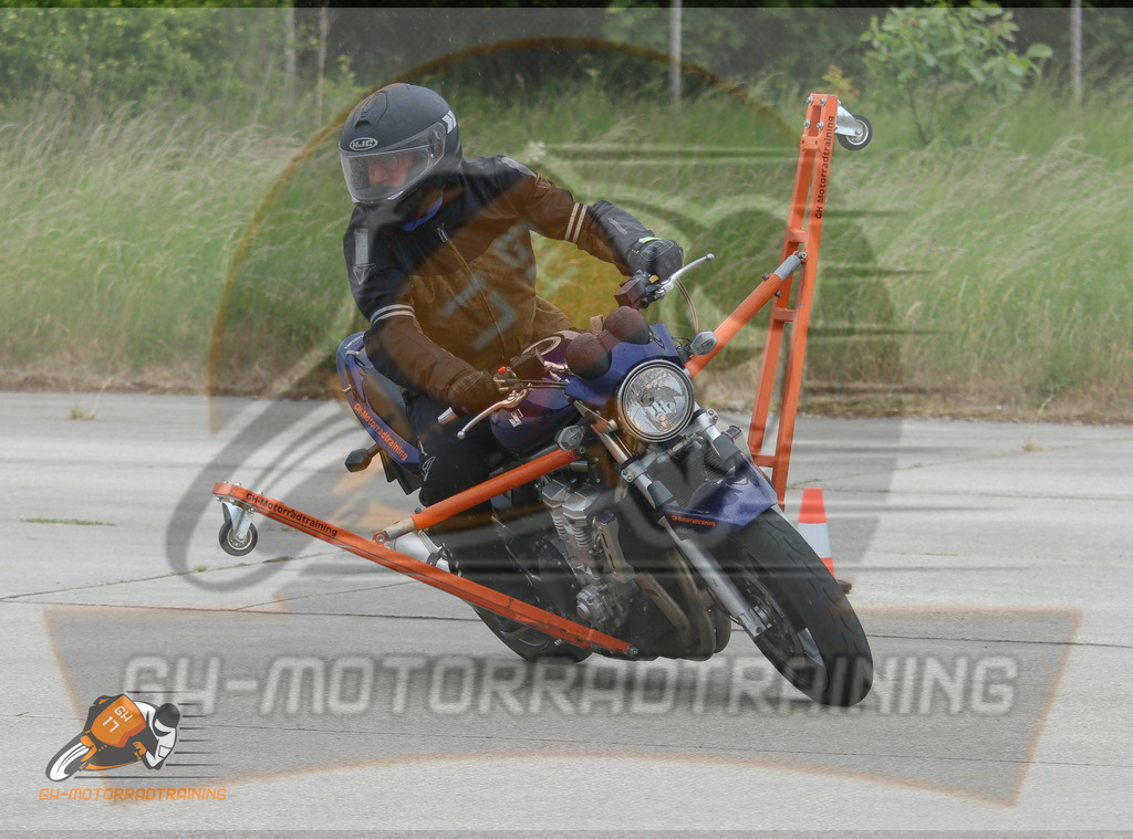 IMG_0114 | gh-motorradtraining-foto.de - Realisiert mit Pictrs.com