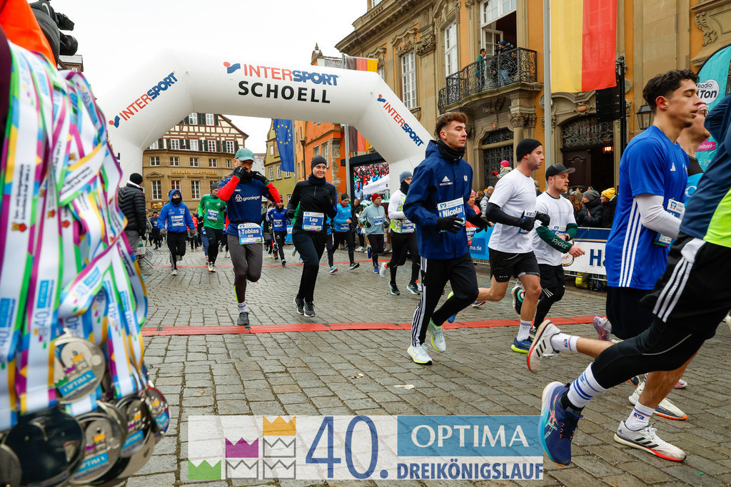 VR Bank Hauptlauf 10km | 40. Optima 3koenigslauf 2026 - Realisiert mit Pictrs.com