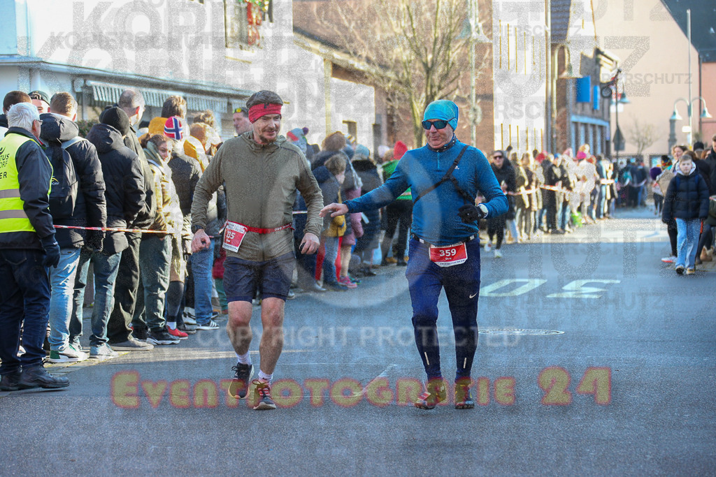 241201_1232_EX1_2607 | Sportfotografie im Rhein-Sieg Kreis, Köln, Bonn, NRW, Rheinland Pfalz, Hessen, etc. Unser Tätigkeitsfeld umfasst den Laufsport vom Volkslauf über den Marathon, Duathlon, Triathon bis zum Ultralauf wie Kölnpfad Ultra oder Schindertrail.