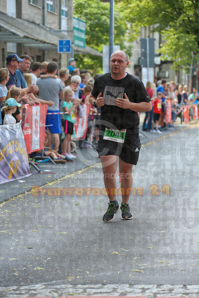 220625_1656_EX1_5437 | Sportfotografie im Rhein-Sieg Kreis, Köln, Bonn, NRW, Rheinland Pfalz, Hessen, etc. Unser Tätigkeitsfeld umfasst den Laufsport vom Volkslauf über den Marathon, Duathlon, Triathon bis zum Ultralauf wie Kölnpfad Ultra oder Schindertrail.