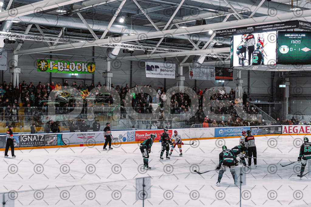 Alligators_vs_Deggendorf_30_11_2025-047 | Höchstadt Alligators Fotogalerie: Eishockey-Action aus Franken. Professionelle Spielfotos, Portraits & Stadionbilder zum Download. Jetzt entdecken! - Realisiert mit Pictrs.com