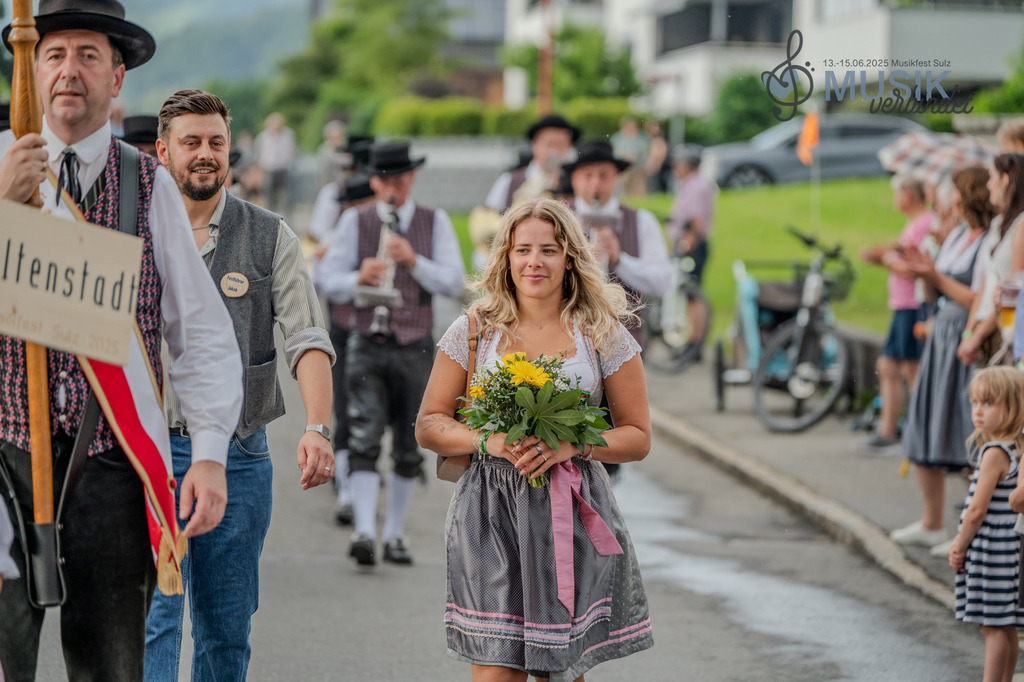 DSC_4286 | "Fussifoto.com – Ihr Ansprechpartner für hochwertige Fotografie! Entdecken Sie kreative Bilder und professionelle Dienstleistungen. Kontaktieren Sie uns für Ihre Projekte!"