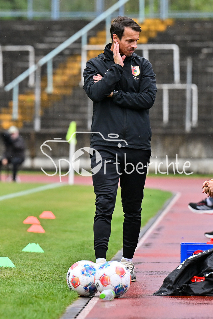 FC Augsburg II - FC Bayern Amateure | im Bild Markus FEULNER Trainer FC Augsburg II / Einzelfoto / Freisteller / Regionalliga Bayern: FC Augsburg II - FC Bayern Muenchen II, Rosenaustadion am 25.07.2025