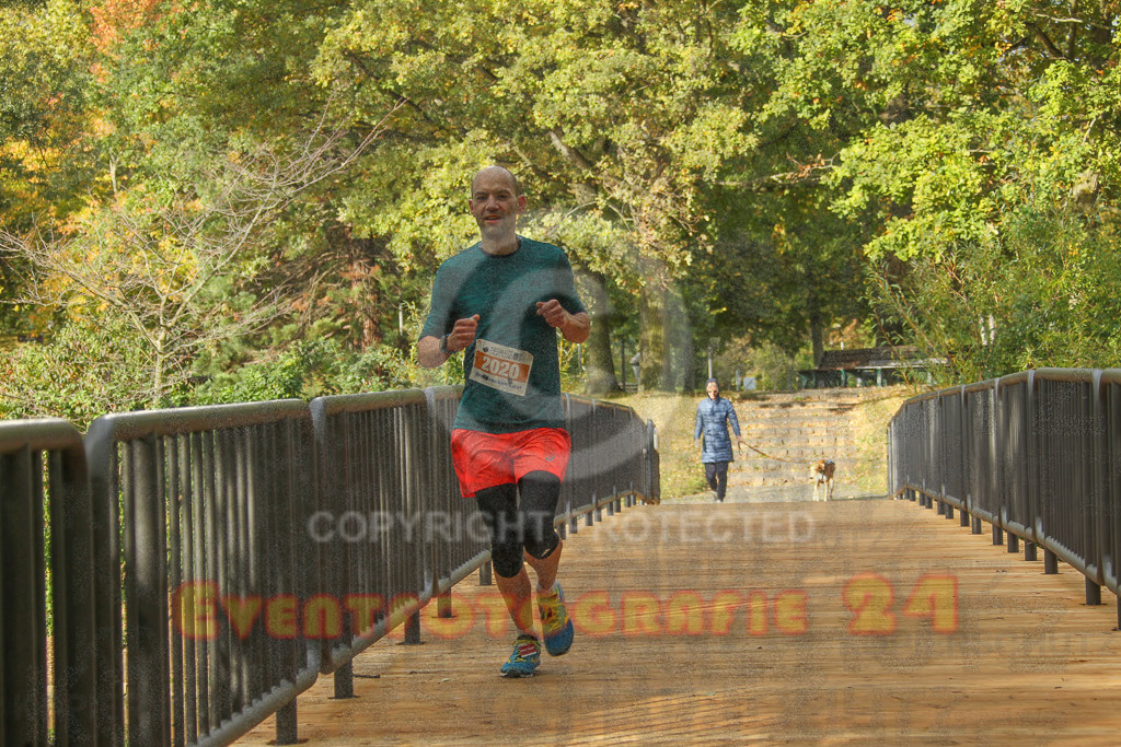 231015_1033_EV4_1570 | Sportfotografie im Rhein-Sieg Kreis, Köln, Bonn, NRW, Rheinland Pfalz, Hessen, etc. Unser Tätigkeitsfeld umfasst den Laufsport vom Volkslauf über den Marathon, Duathlon, Triathon bis zum Ultralauf wie Kölnpfad Ultra oder Schindertrail.